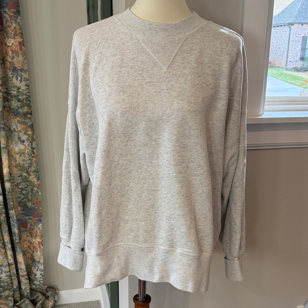 Abercrombie & Fitch Soft Gray Sweatshirt